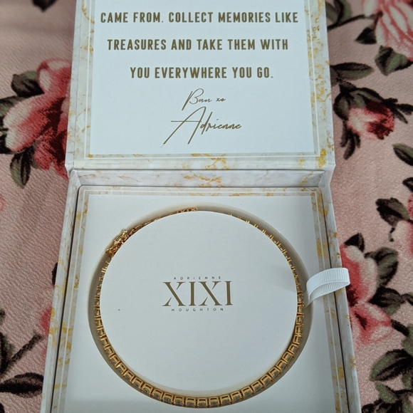 Diamanté Choker - Picture 2 of 3